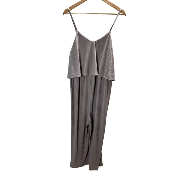 Destination Maternity Size Medium Romper Women's Taupe Stripes Sleeveless - Picture 1 of 6